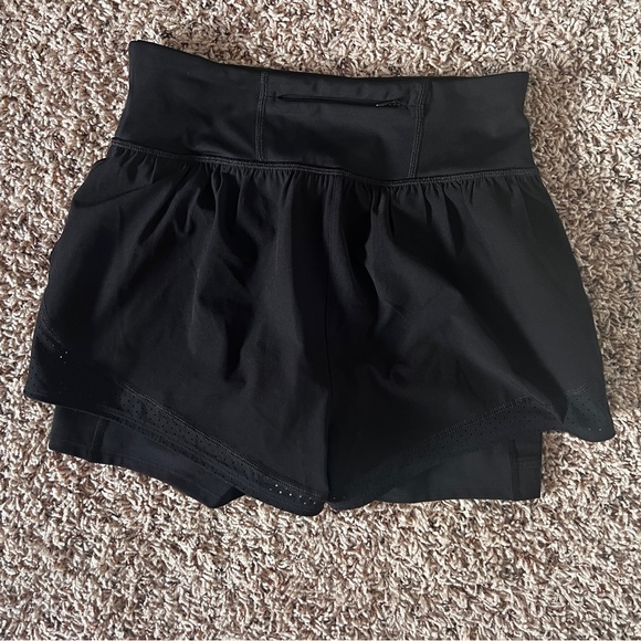 Spanx Get Moving Double Layer Shorts Running Golf Tennis Size Small - Picture 11 of 13